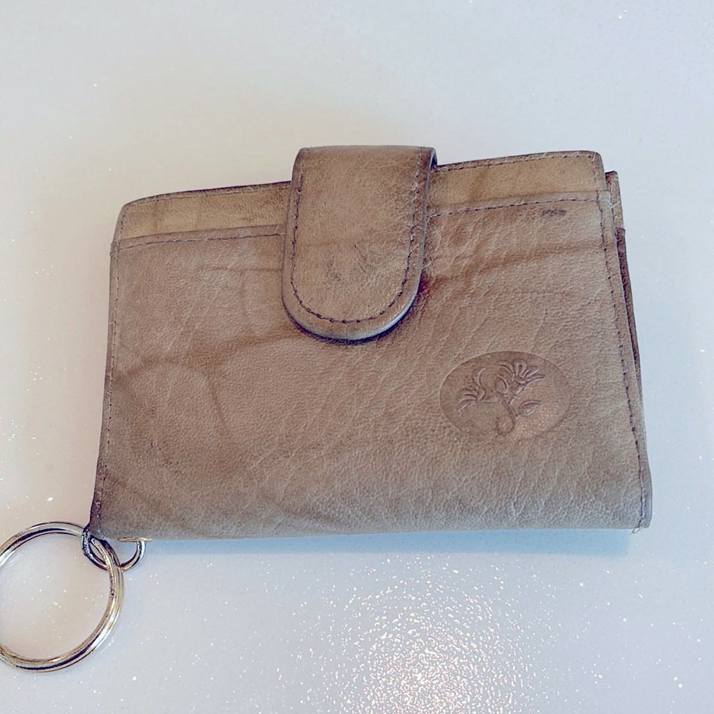Vintage Buxton Leather Zippered Key Holder Card Holder Wallet Beige